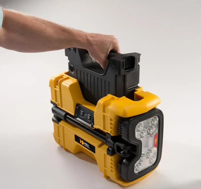 Projecteur compact LT-9480R